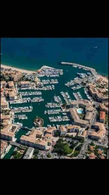 Location Port Frejus, Bord De Mer Exterior foto