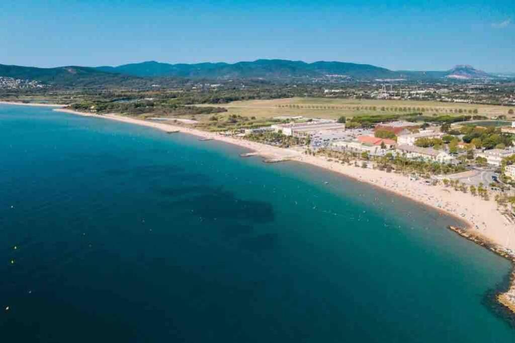 Location Port Frejus, Bord De Mer Exterior foto