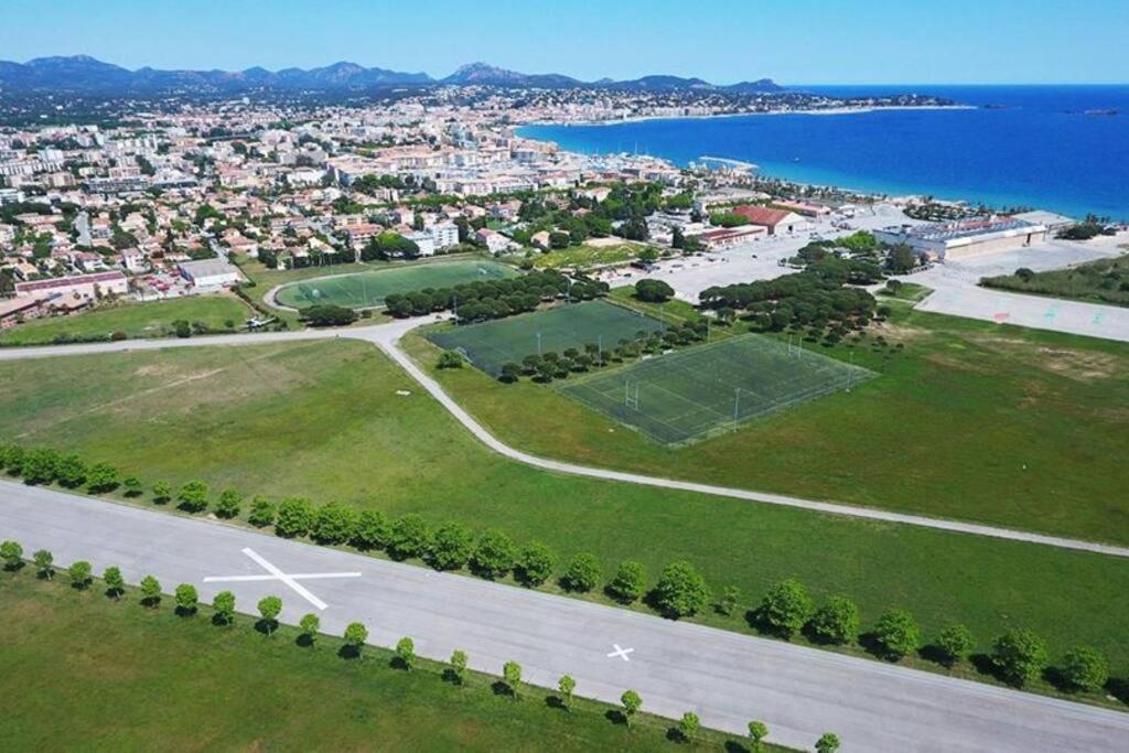 Location Port Frejus, Bord De Mer Exterior foto